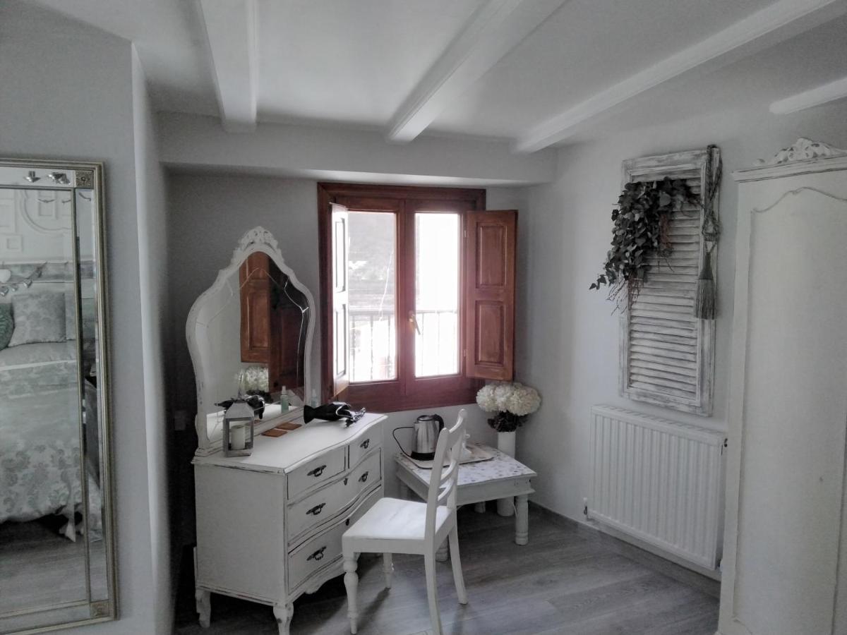 Casa Blanca Bed & Breakfast Castell De Castells Exterior photo