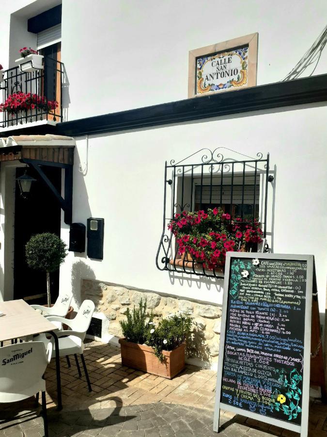 Casa Blanca Bed & Breakfast Castell De Castells Exterior photo