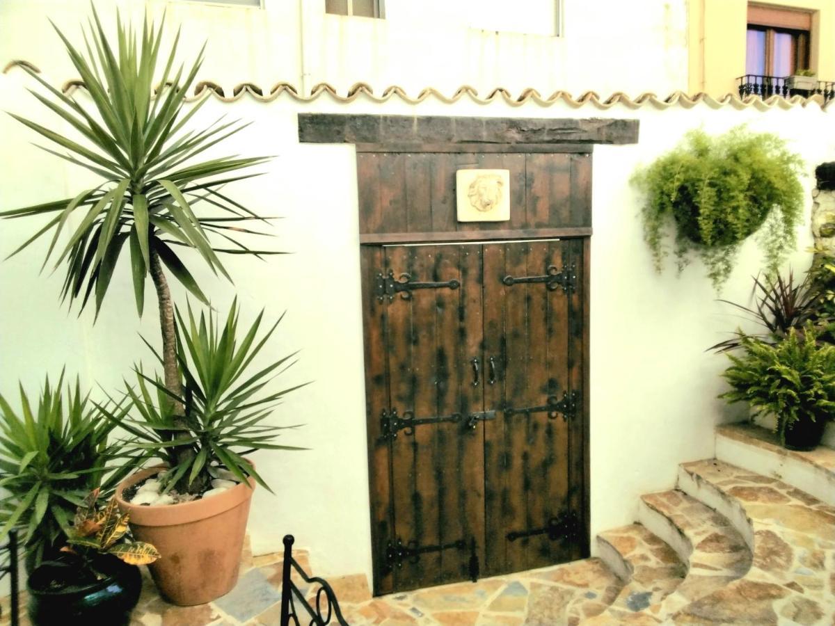 Casa Blanca Bed & Breakfast Castell De Castells Exterior photo