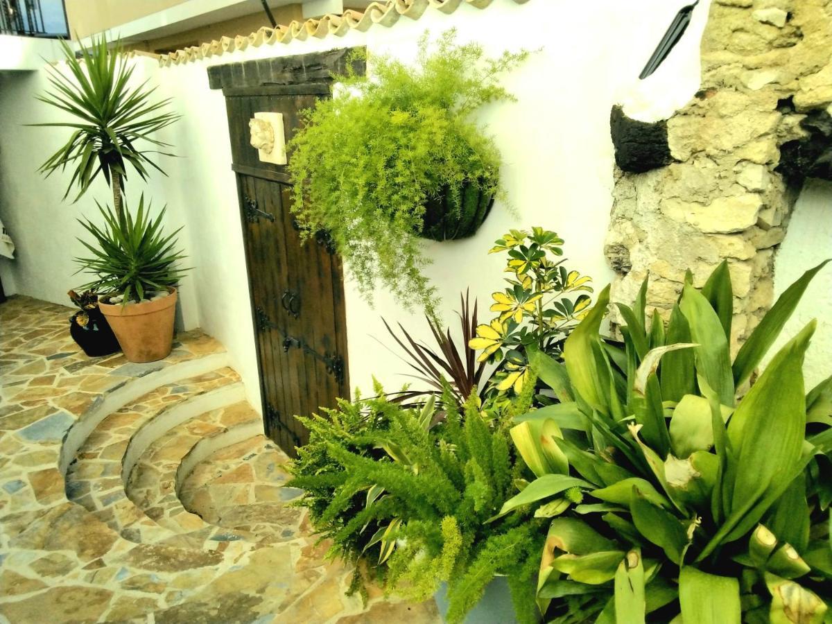 Casa Blanca Bed & Breakfast Castell De Castells Exterior photo